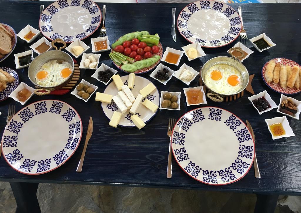 Zakkum Pansiyon Kaş Buitenkant foto